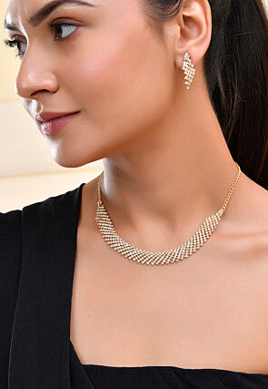 Stone Studded Choker Necklace Set