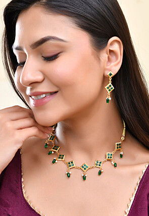 Stone Studded Choker Necklace Set