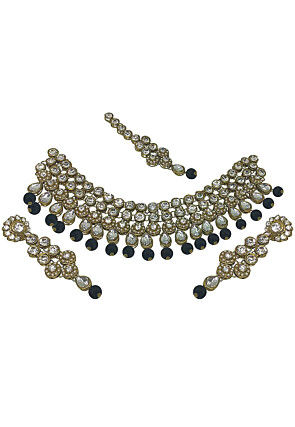 Stone Studded Choker Necklace Set