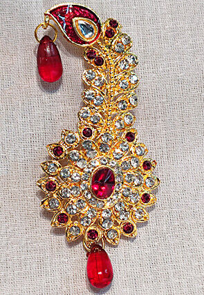 Stone Studded Kilangi