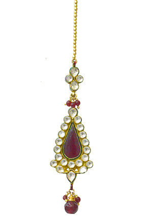 Stone Studded Maang Tikka