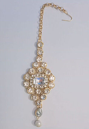 Stone Studded Maang Tikka