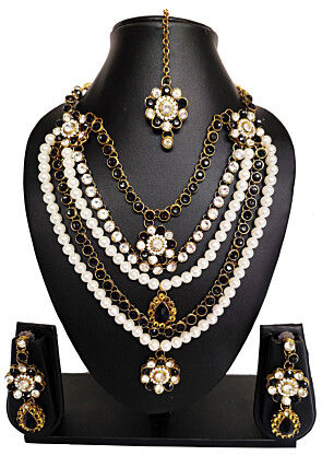Stone Studded Multichain Necklace Set