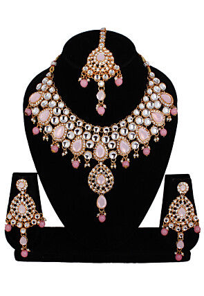 Stone Studded Necklace Set