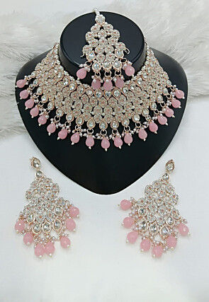 Stone Studded Necklace Set