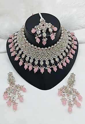 Stone Studded Necklace Set