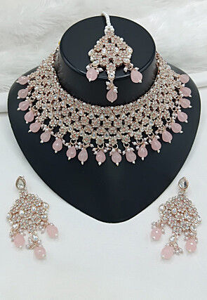 Stone Studded Necklace Set