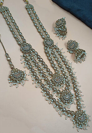 Stone Studded Necklace Set