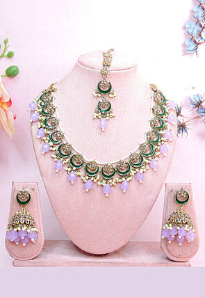Stone Studded Necklace Set