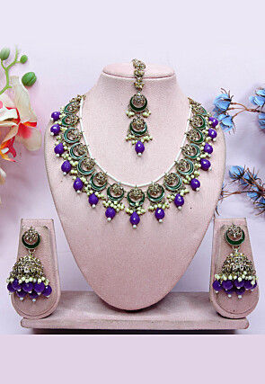 Stone Studded Necklace Set
