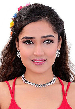 Stone Studded Necklace Set