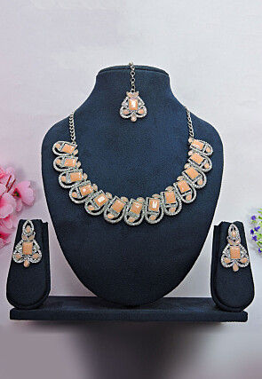 Stone Studded Necklace Set