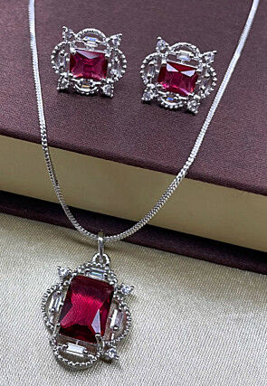 Stone Studded Pendant Set