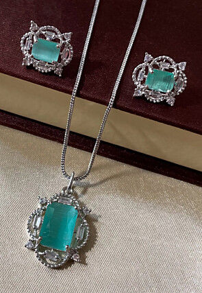 Stone Studded Pendant Set