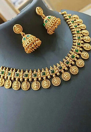 Stone Studded Temple Choker Necklace Set