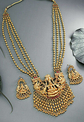 Stone Studded Temple Layered Necklace Set