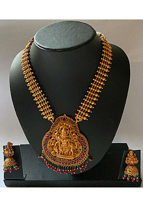 Stone Studded Temple Necklace Set