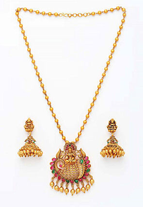 Stone Studded Temple Necklace Set