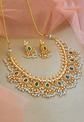 Stone Studed Necklace Set