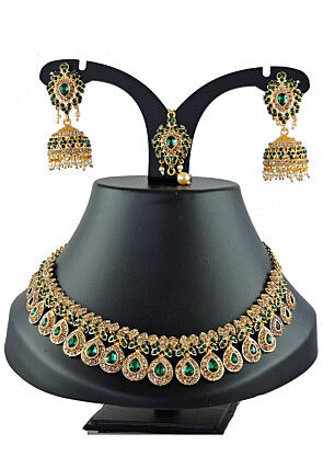 Stones Studded Choker Necklace Set