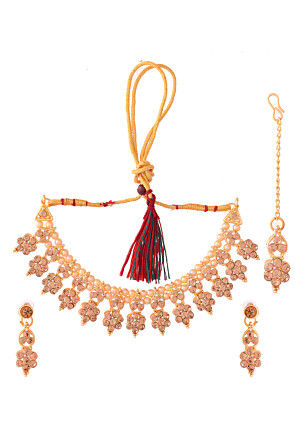 Stones Studded Choker Necklace Set