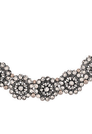 Stones Studded Choker Necklace Set