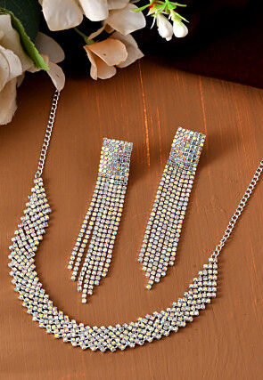 Stones Studded Choker Necklace Set