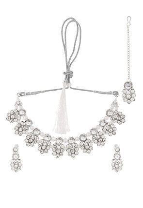 Stones Studded Choker Necklace Set