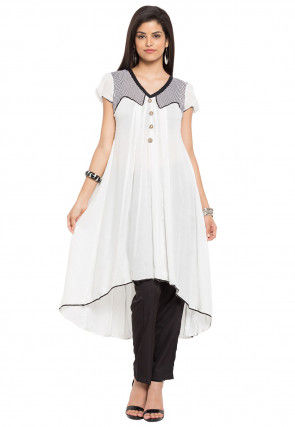 Stripe Printed Crepe Asymmetric Kurta Set in Off White