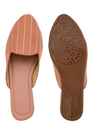 Stripe Printed Synthetic Women Jutti in Peach