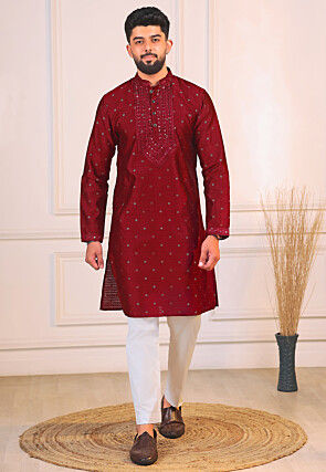 Woven Art Silk Jacquard Kurta Set in Maroon