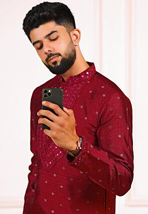 Woven Art Silk Jacquard Kurta Set in Maroon