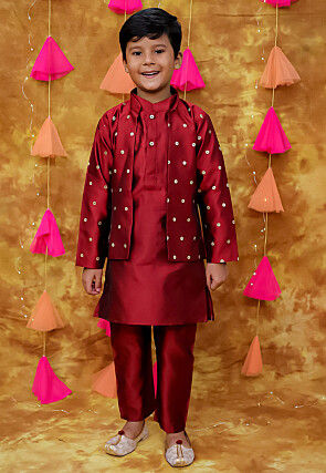 Woven Art Silk Kurta Set in Maroon