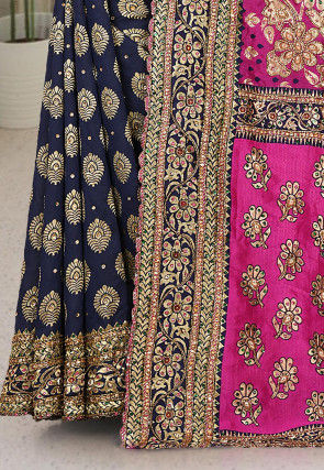 Woven Art Silk Saree in Fuchsia