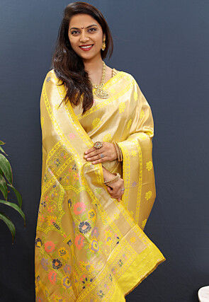 Woven Art Silk Saree in Golden