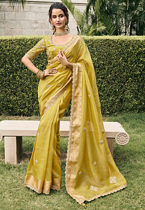 Woven Art Silk Saree in Green