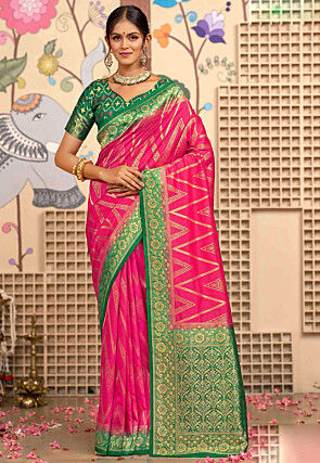 Woven Art Silk Saree in Magenta