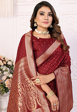 Woven Art Silk Saree in Maroon