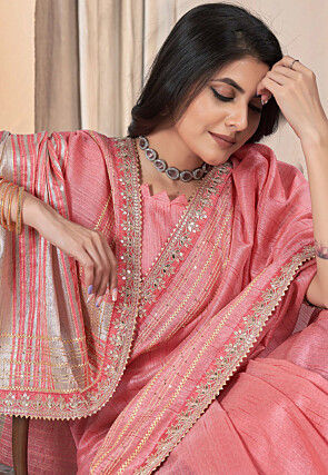 Woven Art Silk Saree in Peach