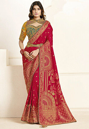 Woven Art Silk Scalloped Saree in Fuchsia