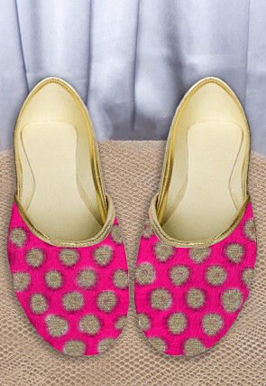 Woven Chanderi Silk Women Jutti in Fuchsia
