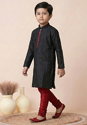 Woven Cotton Kurta Set in Black