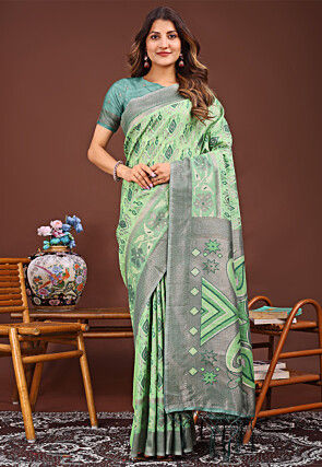Woven Cotton Saree in Light Green