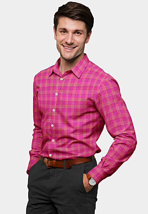 Woven Cotton Shirt in Fuchsia