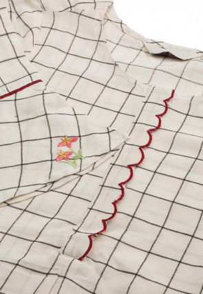 Woven Cotton Slub Top in Off White