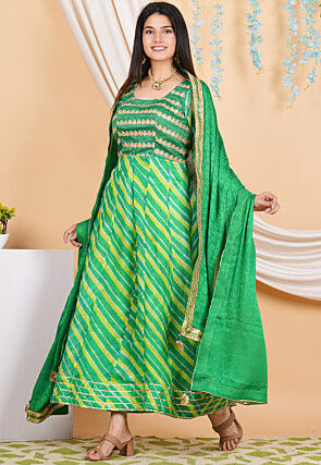 Woven Crepe Jacquard Dupatta in Green