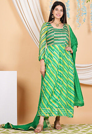 Woven Crepe Jacquard Dupatta in Green
