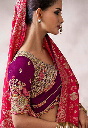 Woven Art Silk Saree in Fuchsia