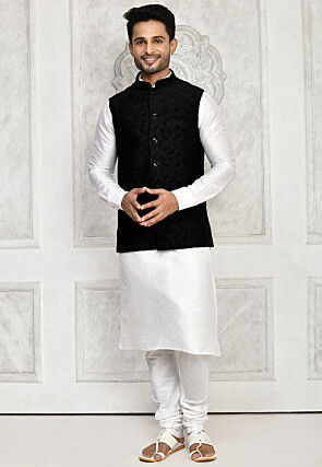White kurta pajama clearance with black button