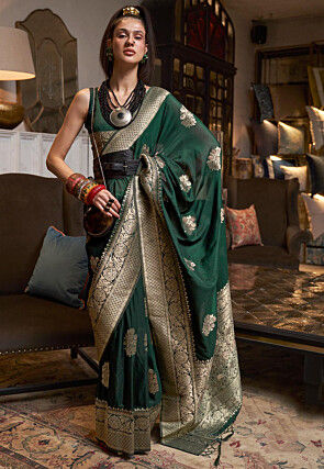 Page 6 | Sarees Collection with Latest and Trendy Designs at Utsav Fashions